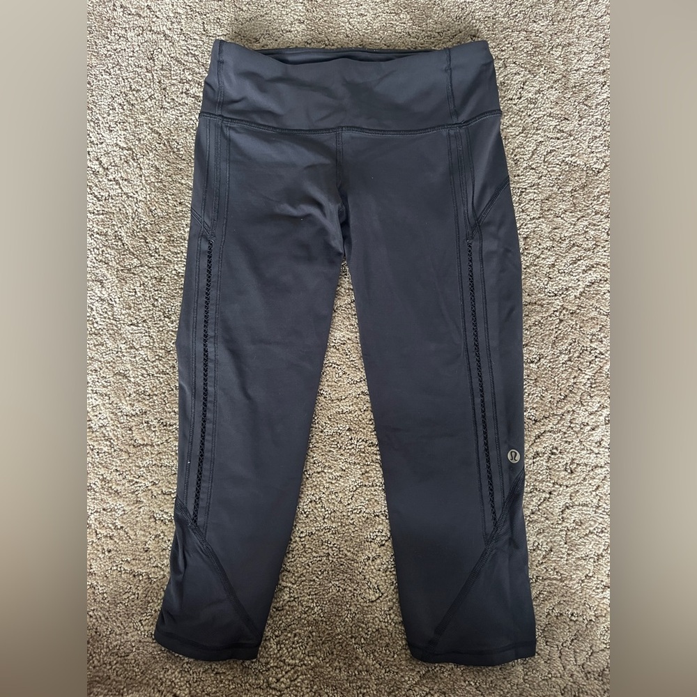 lululemon capri criss-cross cutout leggings